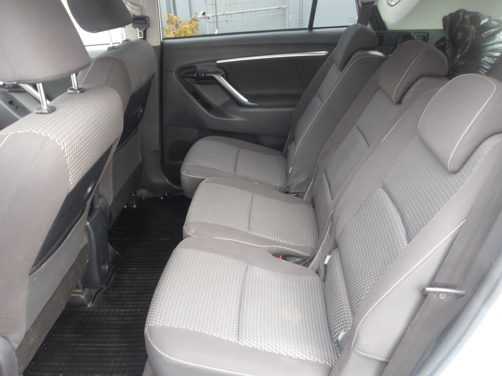 Toyota Verso MPV 1,6 l 82 kw