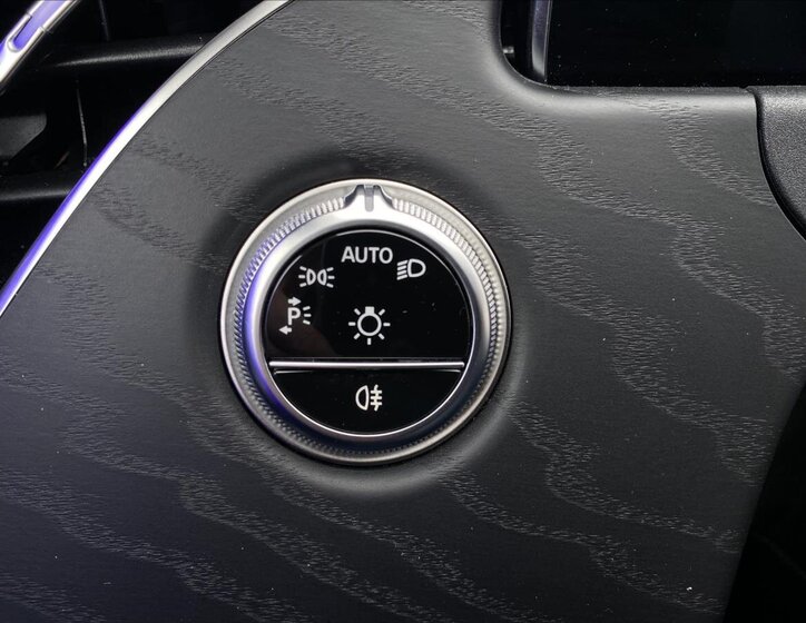 Mercedes-Benz Třídy E Kombi 2,0 l 145 kw