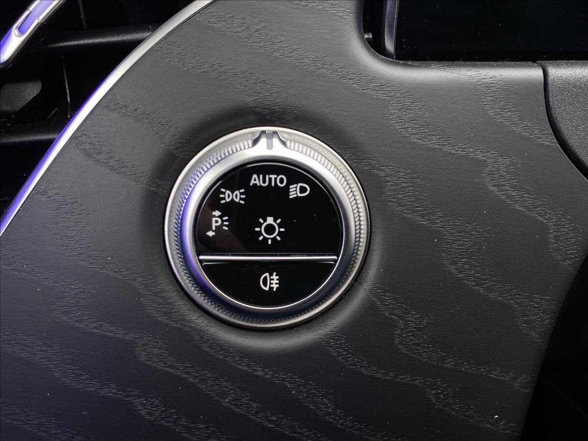 Mercedes-Benz Třídy E Kombi 2,0 l 145 kw