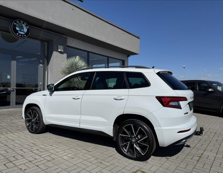 Škoda Karoq SUV / Terénní 1,5 l 110 kw