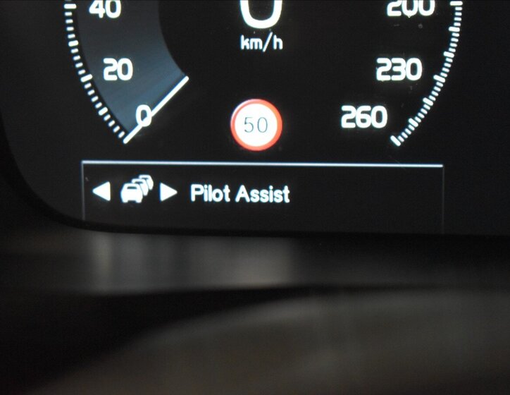 Volvo XC90 SUV 2,0 l 165 kw