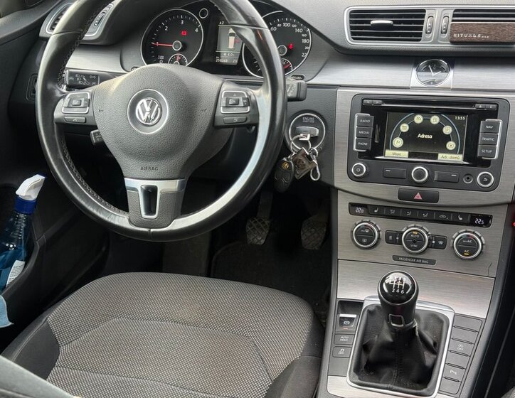 Volkswagen Passat Kombi 2,0 l 103 kw