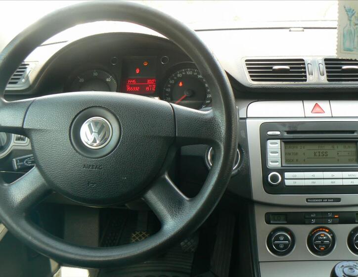 Volkswagen Passat 10