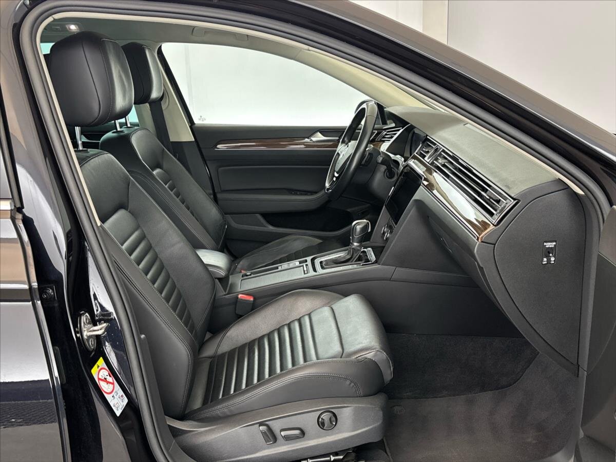 Volkswagen Passat Kombi 2,0 l 176 kw