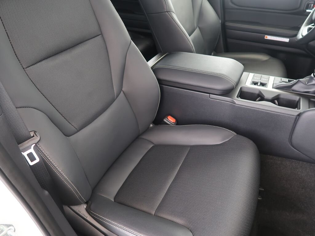 Toyota Land Cruiser SUV 2,8 l 151 kw