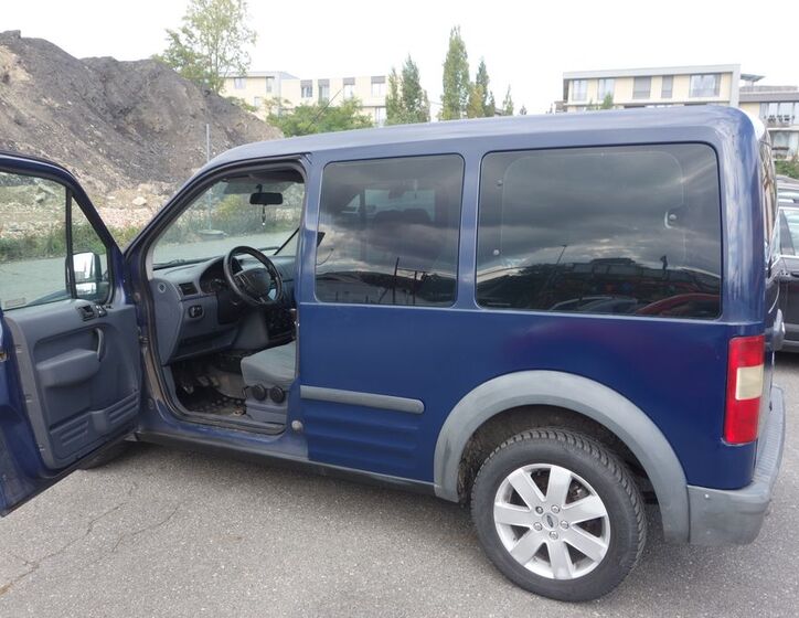 Ford Tourneo Connect 13