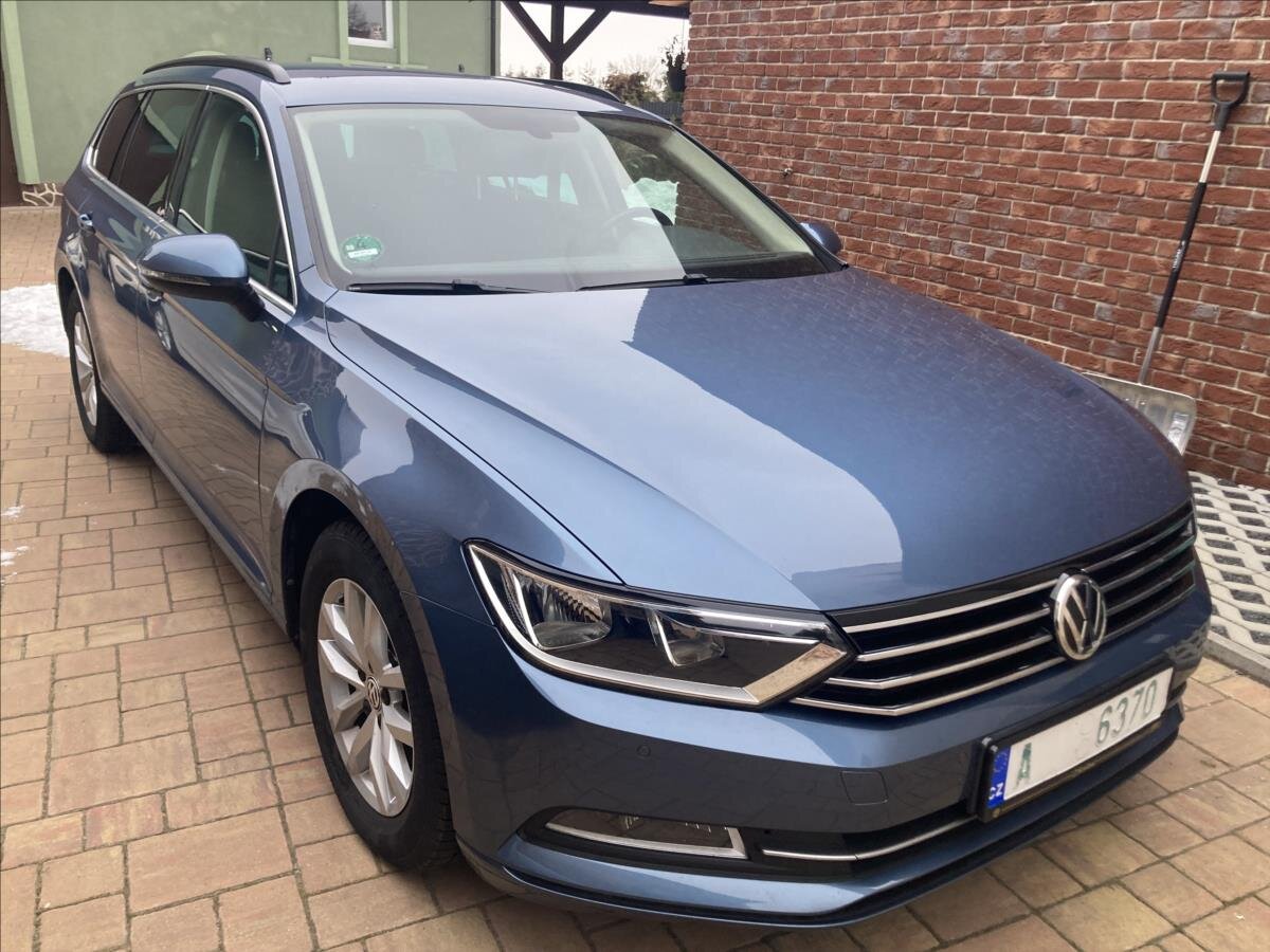 Volkswagen Passat Kombi 1,4 l 110 kw