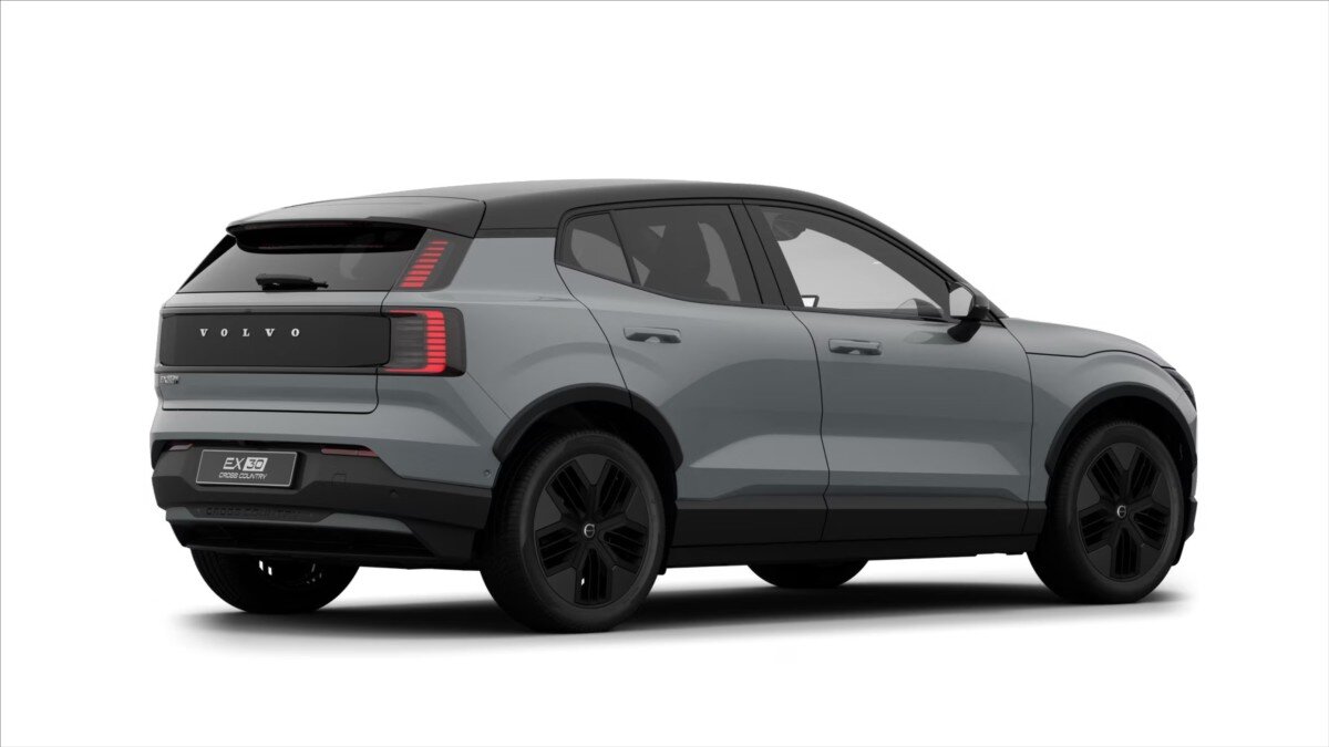 Volvo EX30 SUV / Terénní 0,0 315 kw