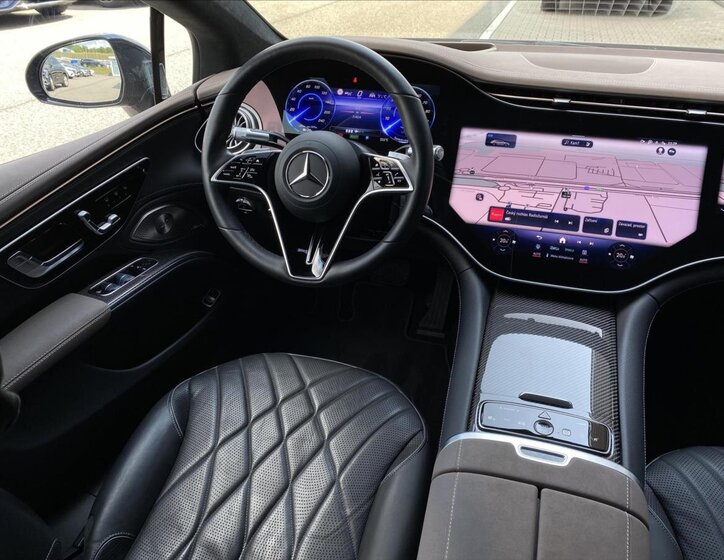 Mercedes-Benz EQS 13