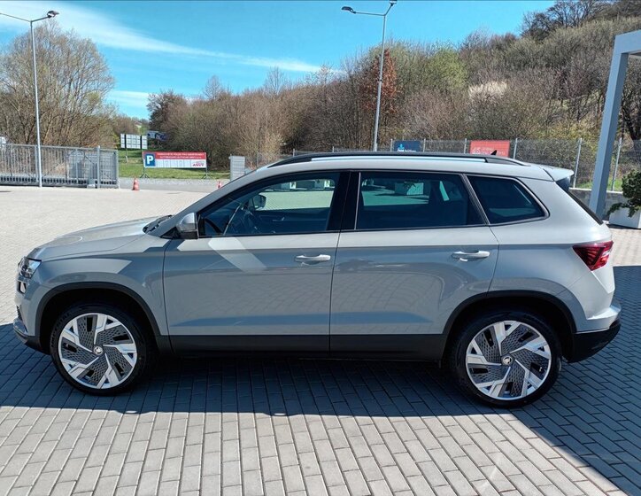 Škoda Karoq SUV / Terénní 2,0 l 110 kw