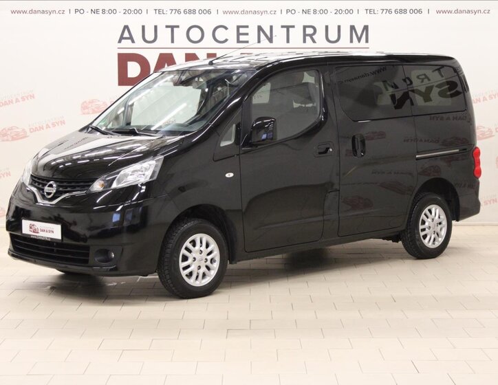 Nissan NV200 1