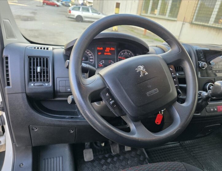Peugeot Boxer Ostatní 2,0 l 120 kw