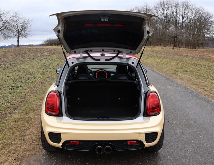 Mini Cooper Hatchback 2,0 l 170 kw