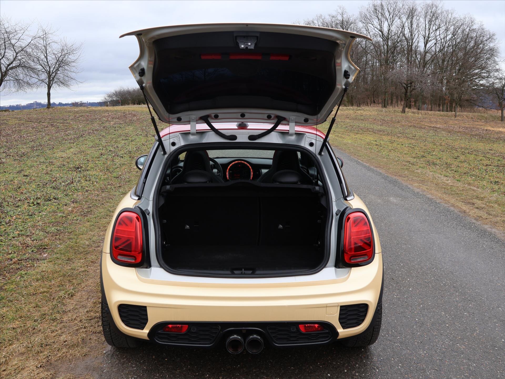 Mini Cooper Hatchback 2,0 l 170 kw