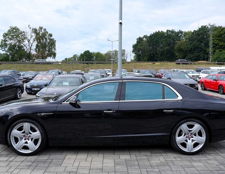 Bentley Flying Spur 3