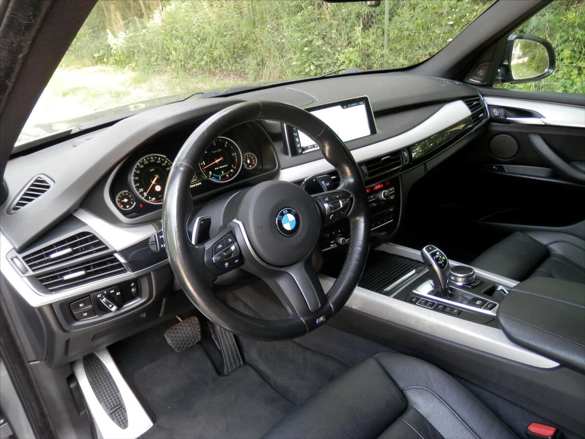 BMW X5 SUV 3,0 l 280 kw