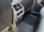 Volkswagen Tiguan SUV / Terénní 2,0 l 195 kw