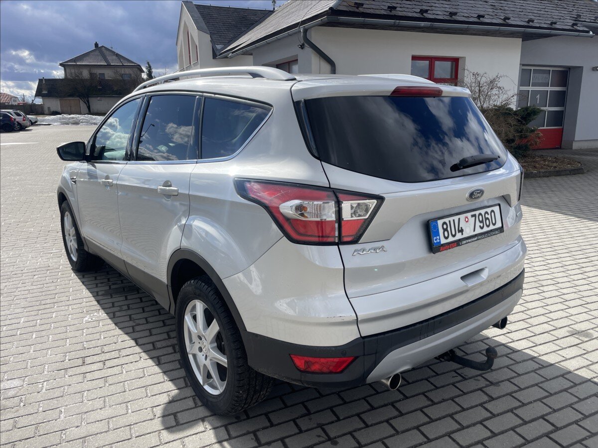 Ford Kuga SUV / Terénní 1,5 l 110 kw