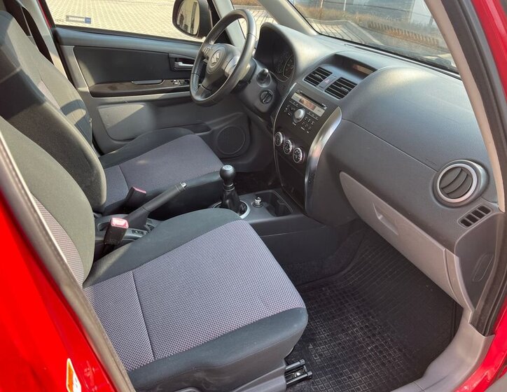 Suzuki SX4 SUV / Terénní 1,6 l 79 kw