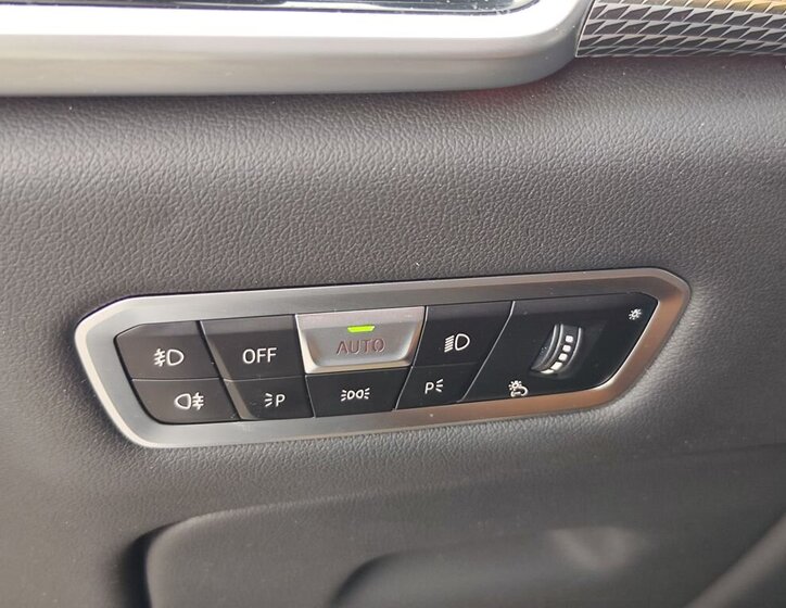 BMW X5 SUV / Terénní 3,0 l 195 kw