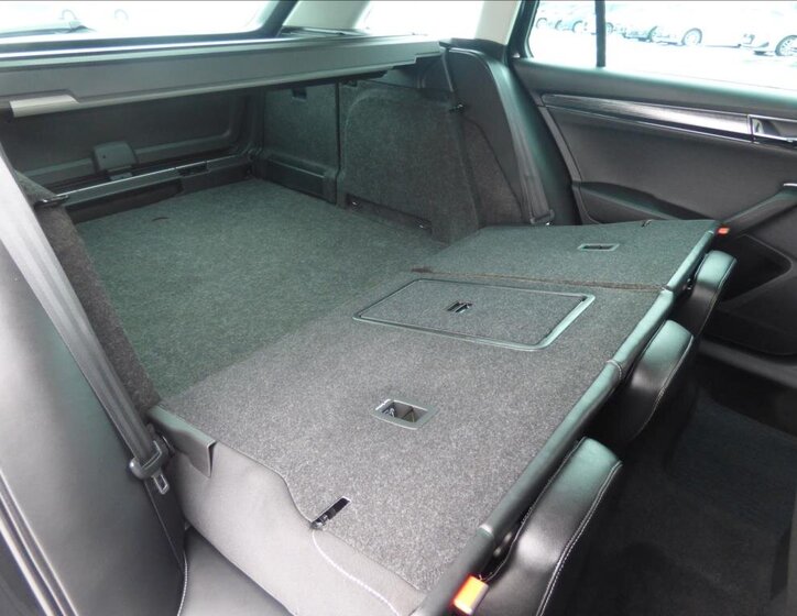 Škoda Superb Kombi 2,0 l 110 kw