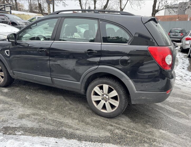 Chevrolet Captiva 10
