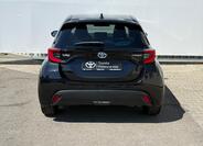 Toyota Yaris 5