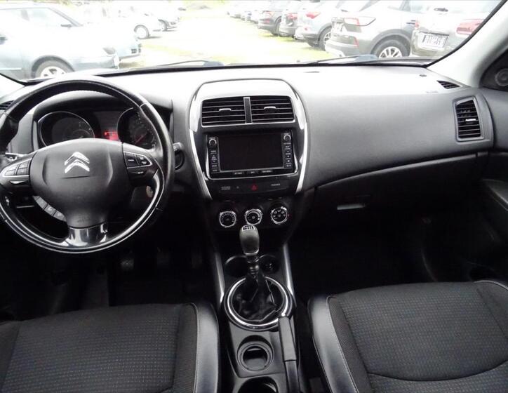 Citroën C4 Aircross 11