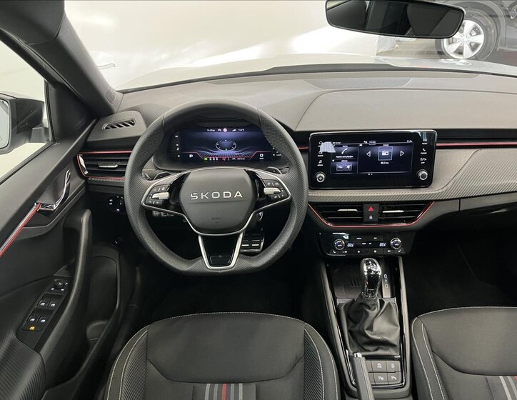 Škoda Kamiq SUV 1,5 l 110 kw