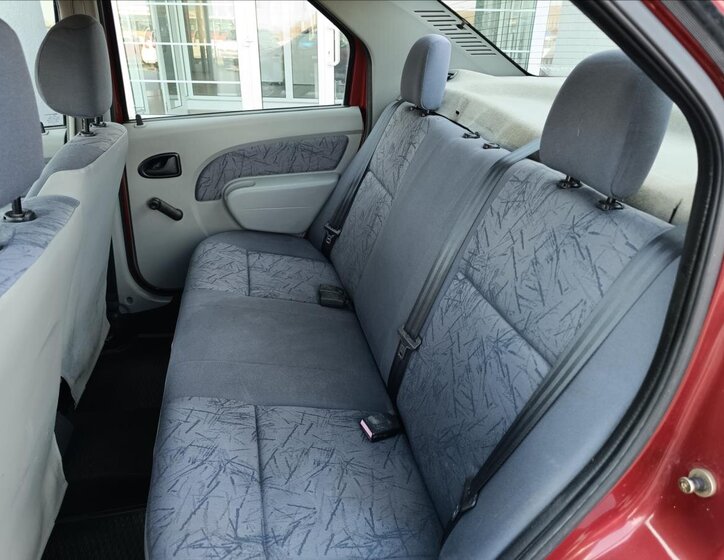 Dacia Logan Sedan / Limuzína 1,4 l 55 kw