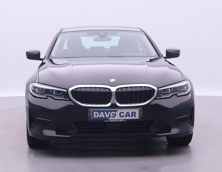 BMW Řada 3 Sedan / Limuzína 2,0 l 140 kw