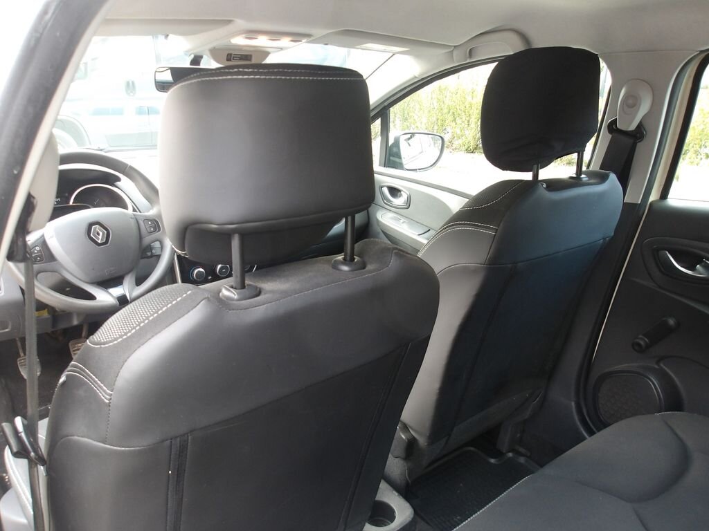 Renault Clio Hatchback 1,1 l 54 kw