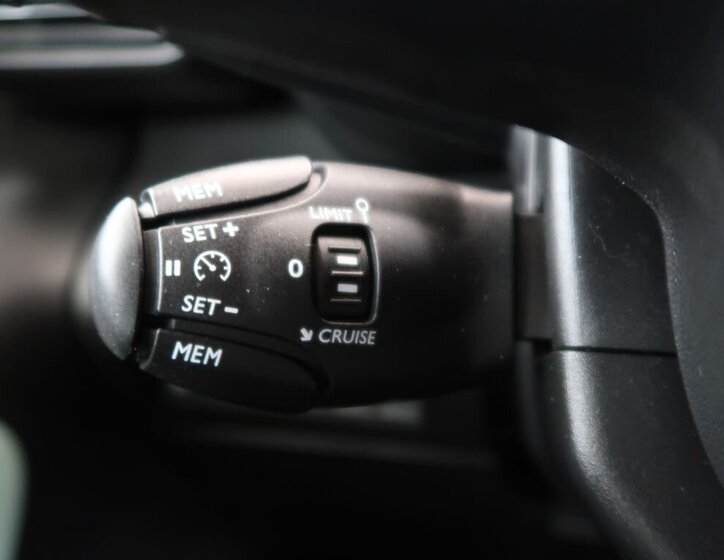 Citroën Berlingo MPV 1,5 l 75 kw