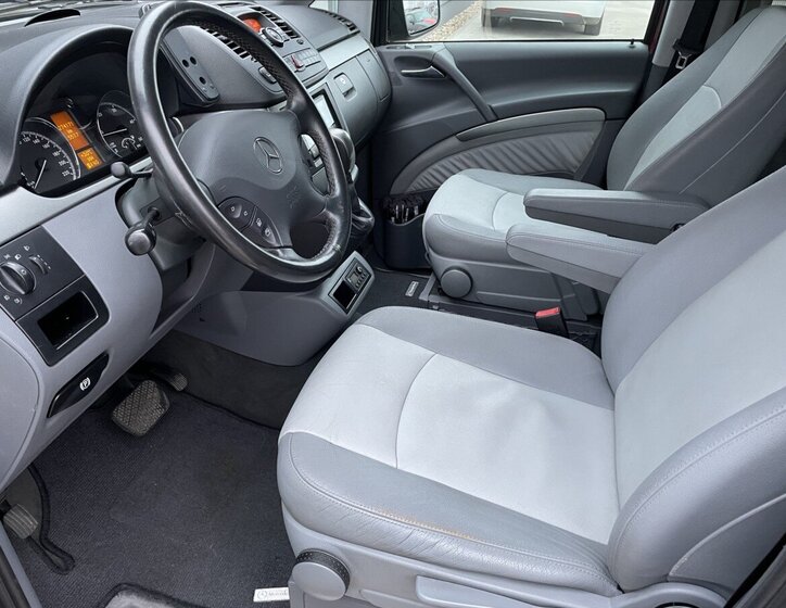 Mercedes-Benz Viano 16