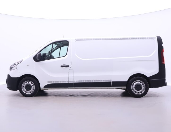 Renault Trafic 4