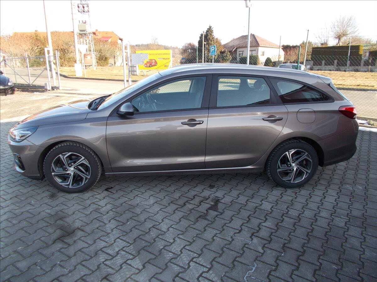 Hyundai i30 Kombi 998,0 88 kw