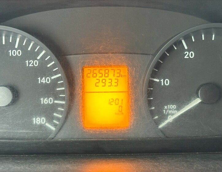 Mercedes-Benz Sprinter 19