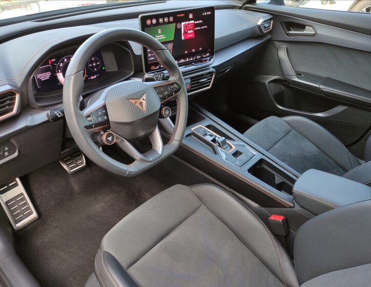 Cupra Formentor SUV / Terénní 2,0 l 245 kw