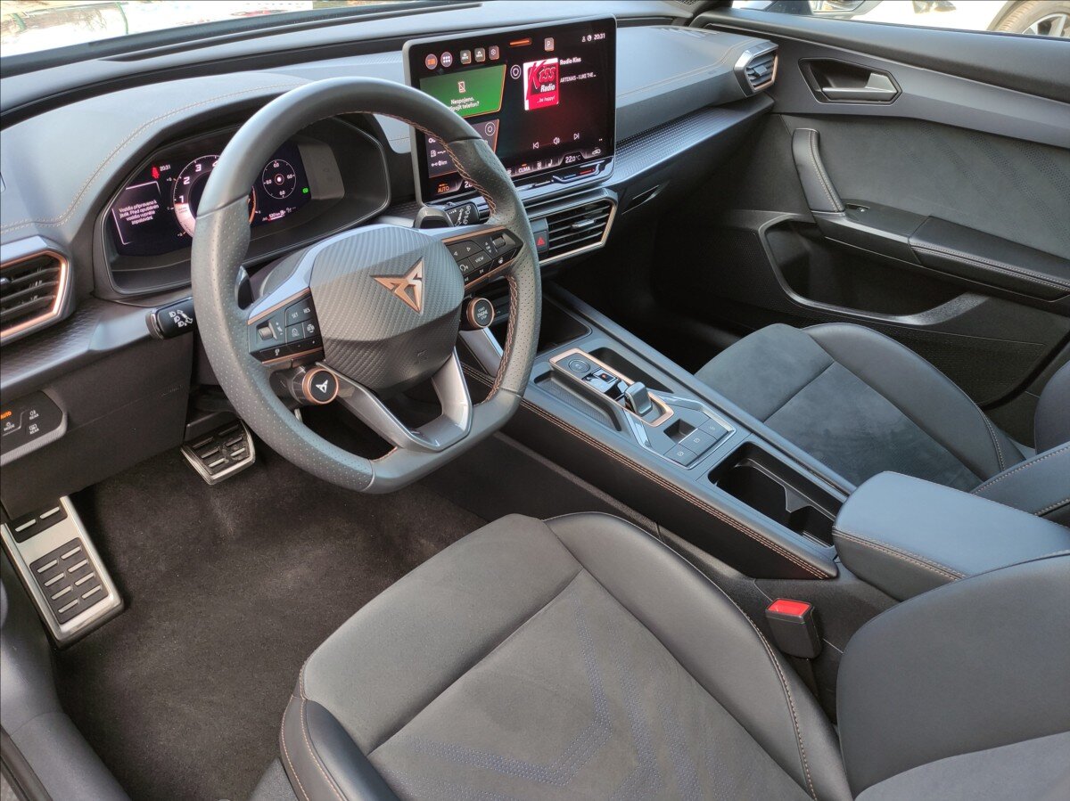 Cupra Formentor SUV / Terénní 2,0 l 245 kw