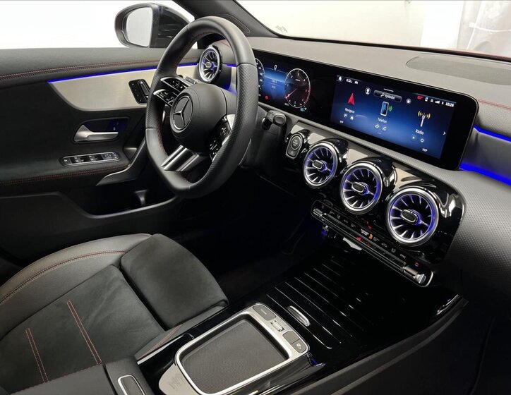 Mercedes-Benz CLA 18