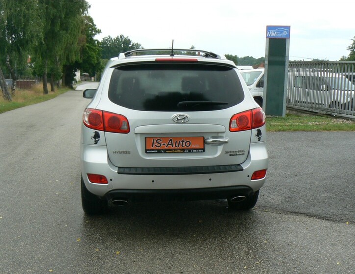 Hyundai Santa Fe 4