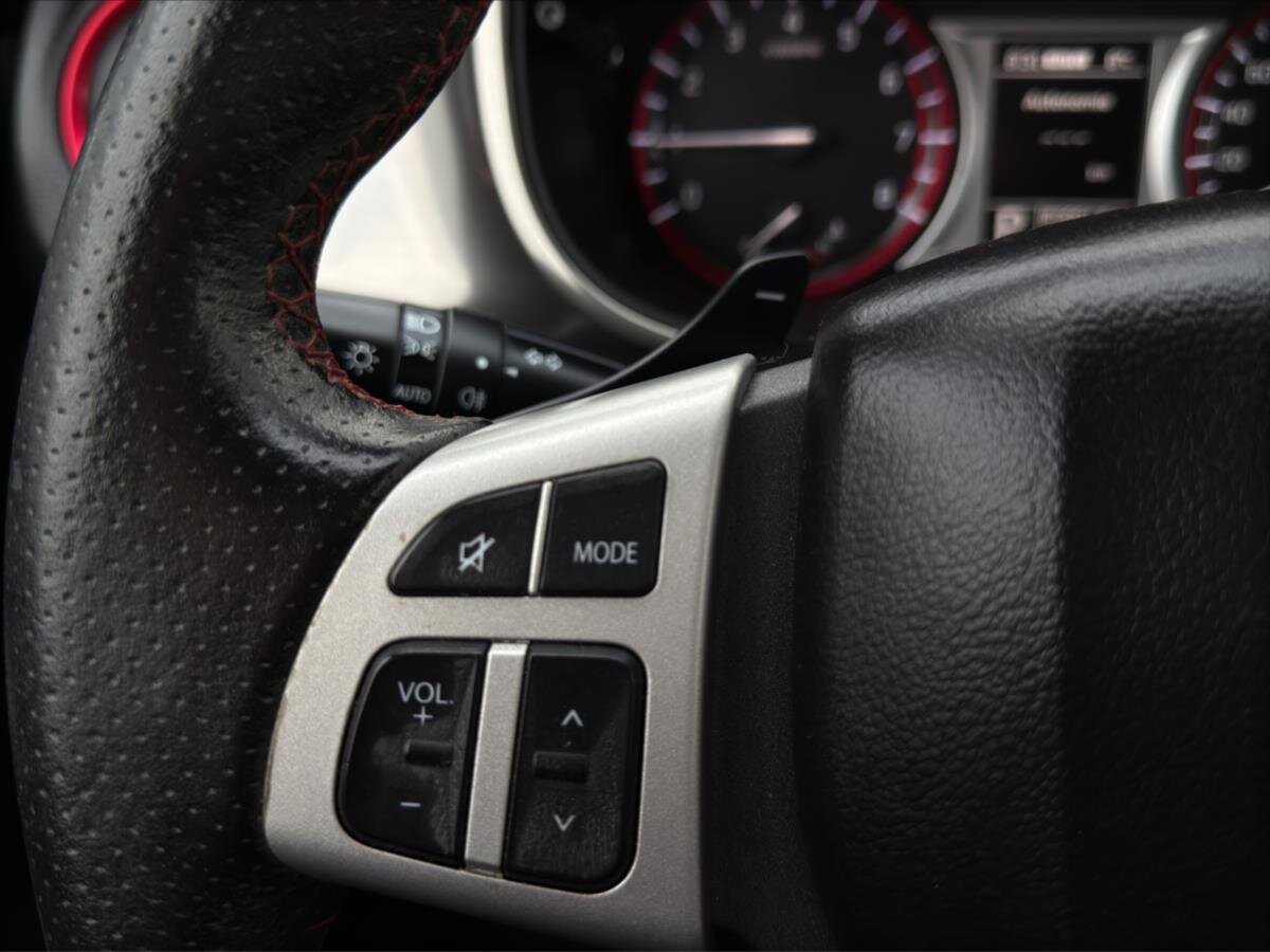 Suzuki Vitara SUV / Terénní 1,4 l 103 kw