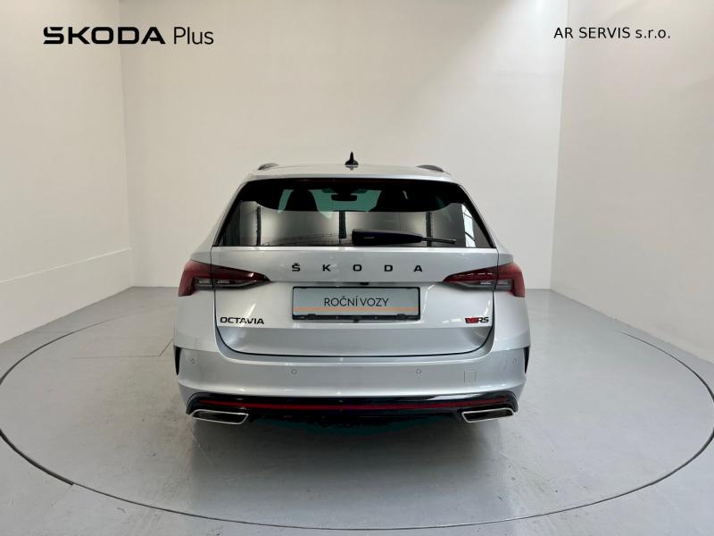 Škoda Octavia Kombi 2,0 l 180 kw