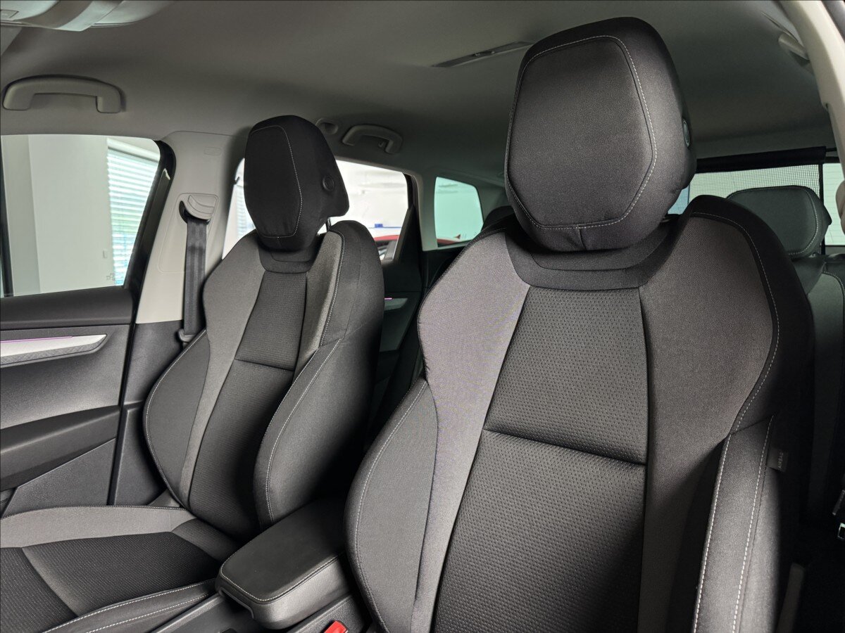 Škoda Karoq SUV / Terénní 2,0 l 85 kw