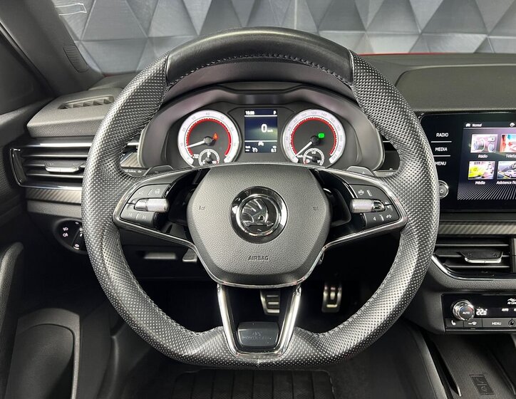 Škoda Kamiq SUV / Terénní 1,5 l 110 kw