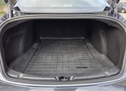 Tesla Model 3 Sedan / Limuzína 0,0 208 kw