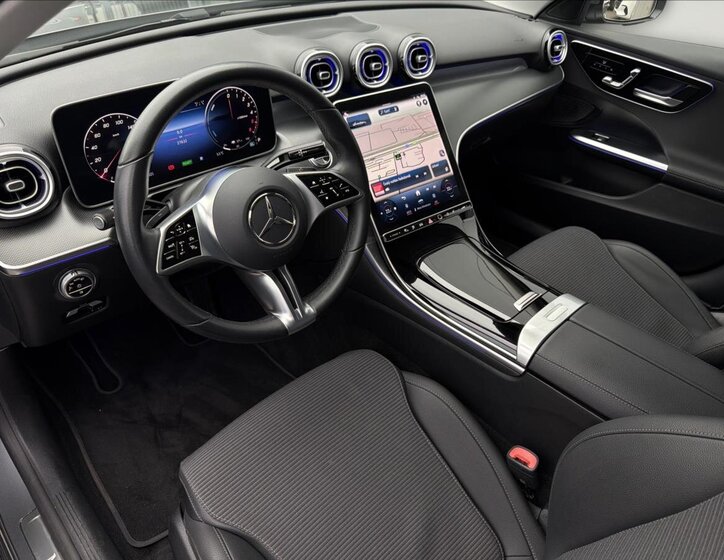 Mercedes-Benz Třídy C Sedan / Limuzína 2,0 l 145 kw