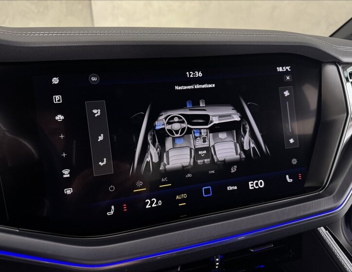 Volkswagen Touareg SUV / Terénní 3,0 l 170 kw
