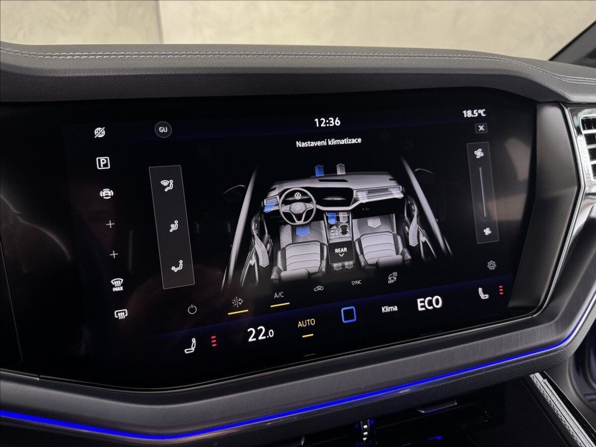 Volkswagen Touareg SUV / Terénní 3,0 l 170 kw