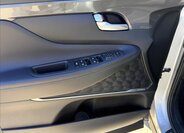 Hyundai Santa Fe SUV / Terénní 2,2 l 142 kw